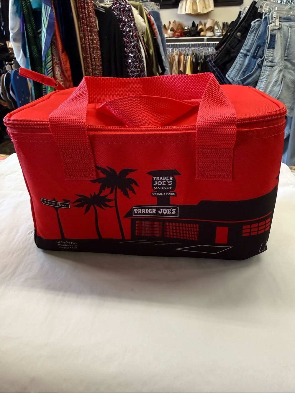 Trader Joe’s Pasadena Red Black Insulated Cooler Tote Bag NWOT